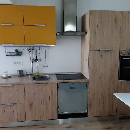 Zoe Apartment Maribor Extérieur photo