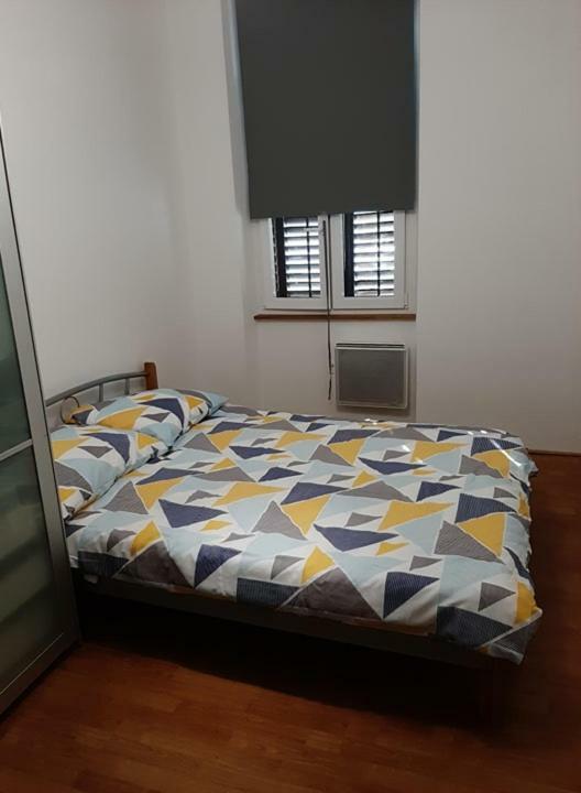 Zoe Apartment Maribor Extérieur photo